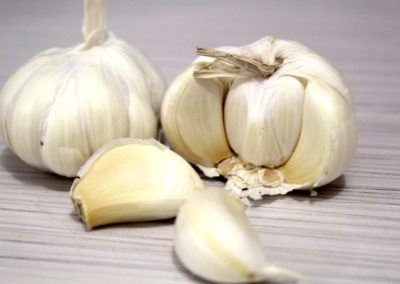 garlic that helps with preventing illness