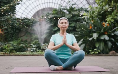 Is Yoga Bad for Seniors? Pros and Cons of Senior Yoga